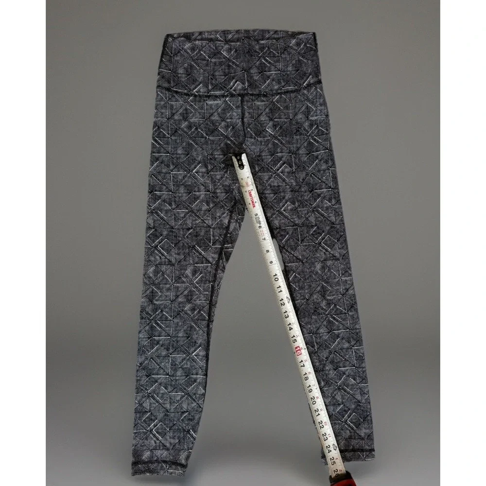 Lululemon Wunder Under 6 Luon Jacquard High‎ Rise Leggings Black White 25